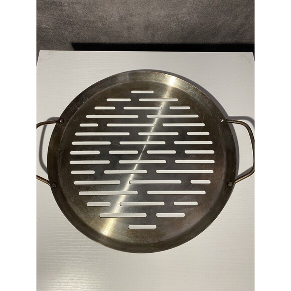 Pampered Chef 12" Round BBQ Grill Pizza Pan Stainless Steel Perforated 2 Handles - Picture 2 of 5